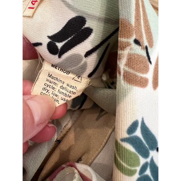 Vintage 70s Mod Floral Print Pointed Collar Polyester Disco Shirt - Picture 8 of 9